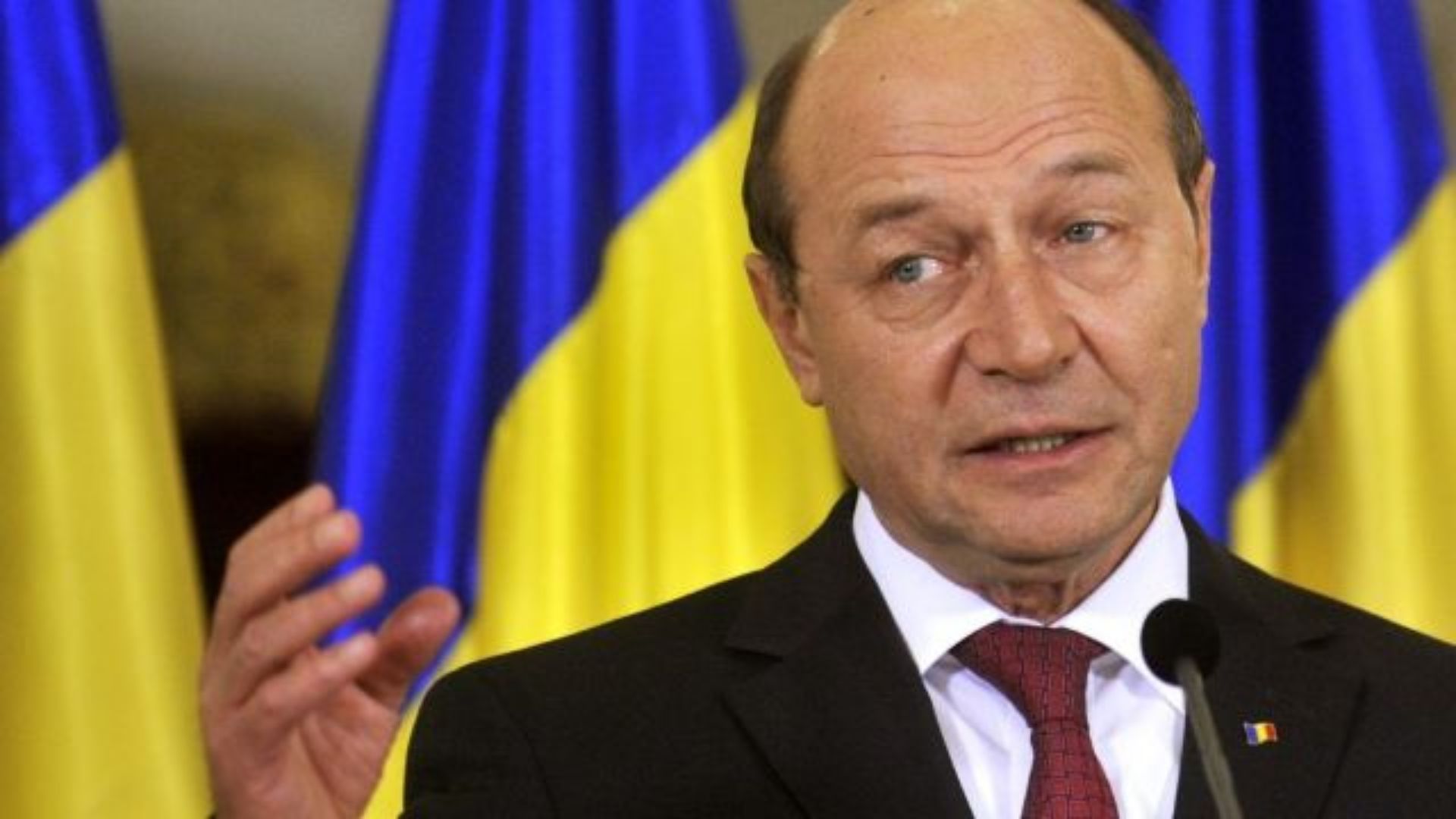 Traian Băsescu transmite un mesaj ferm în contextul tensiunilor politice: „Nu accept un premier fără susținere!”